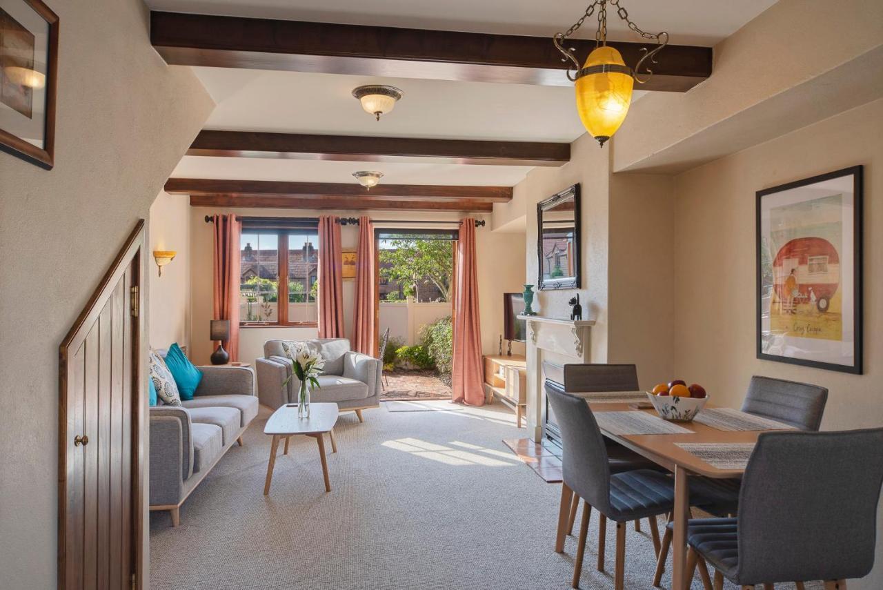 The Village Green Apartment Νέλσον Εξωτερικό φωτογραφία
